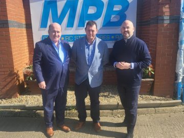 bd9435f235cb4005045f2e6c43e9346a_L